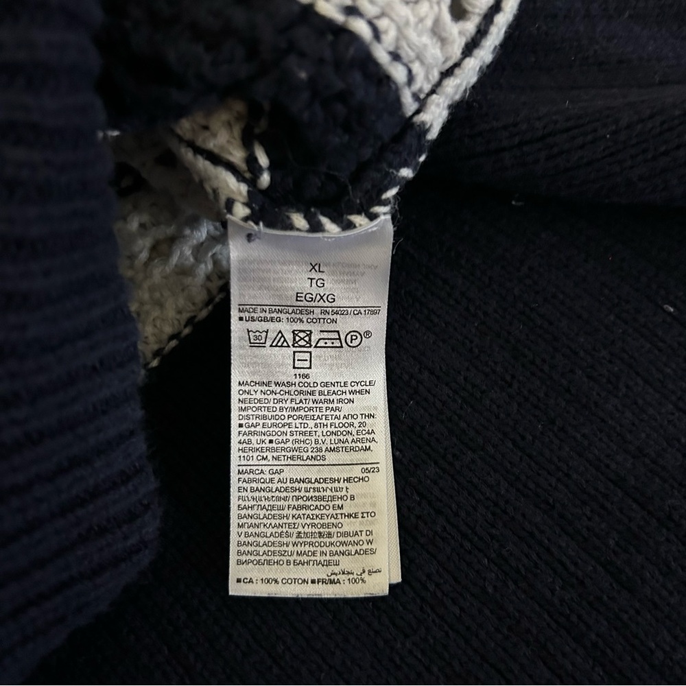 Gap Sweater - Picture 5 of 7
